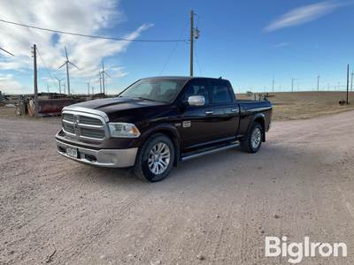 2014 Ram 1500 4x4 Crew Cab Pickup