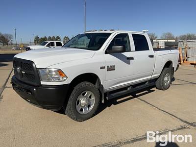 2017 Ram 2500 Heavy Duty 4X4 Crew Cab Pickup