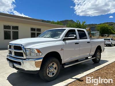 2018 Ram 3500 4x4 Crew Cab Pickup
