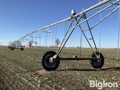 Valley 7 Tower Pivot w/Corner Arm