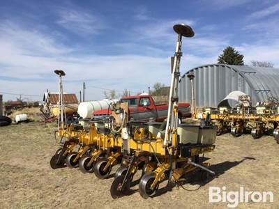 Buffalo Plateless 6R30" Planter