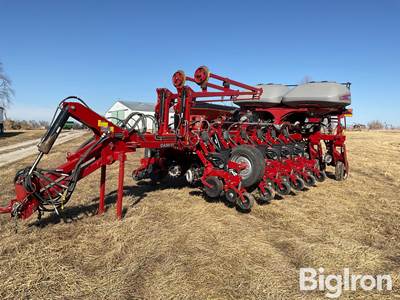 2018 Case 2150 Early Riser 16 Row Planter