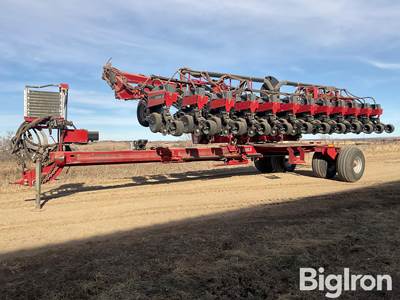 2007 Case IH 1200 12R30 Planter