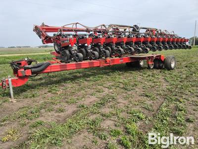 Case IH 1200 Planter