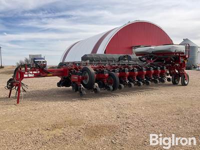 2012 Case IH 1250 Early Riser 24R30” Planter