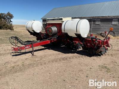 Case IH 955 Cyclo Air 8R30 Planter