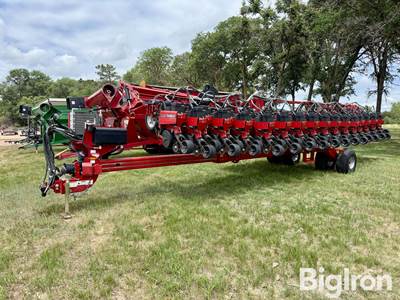 2011 Case IH Early Riser 1240 16/31 Planter