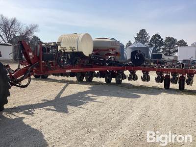 2014 Case IH Early Riser 1250 16R30 Planter