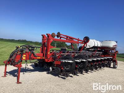 2014 Case IH Early Riser 1255 24R30 Planter