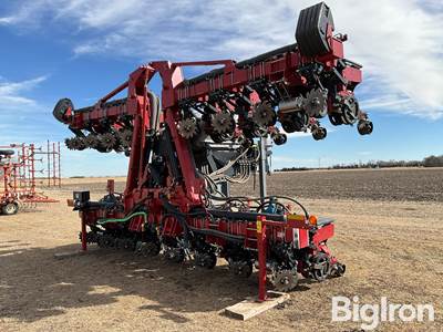 Case 16R30 Precision Planter