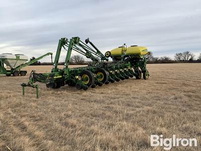 John Deere 1770NT 24R30 Planter