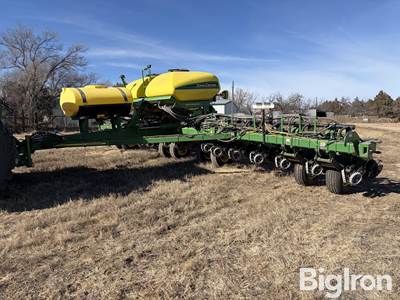 2013 John Deere 1770NT Exacta CCS 16 Row Planter