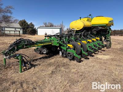 2013 John Deere 1770NT Exacta CCS 16 Row Planter