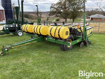 1997 John Deere 1780 Corn Planter