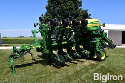 2009 John Deere 1790 CCS 12/24 Planter