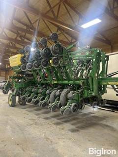 2024 John Deere 1795 Planter