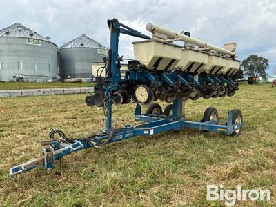 Kinze 3500 Planter