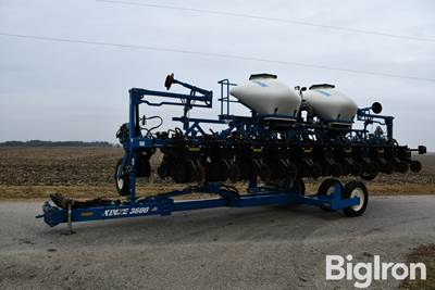 Kinze 3600 12/23 Split Row ASD Planter