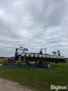 2015 Kinze 3600 Planter