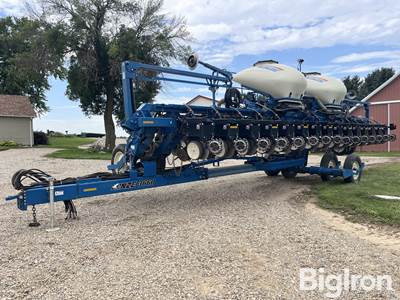 2014 Kinze 3660 16R30/31R15 Planter
