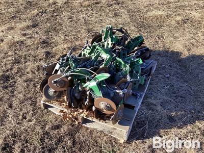 In Furrow Fertilizer Closing Disks