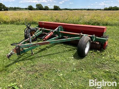 Brillion SST-144 Sure-Stand Pull-Type Seeder
