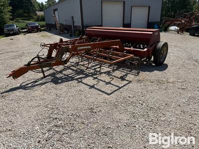 Case IH 5100 Soybean Special 12' Grain Drill w/ Unferth Culti-Planter