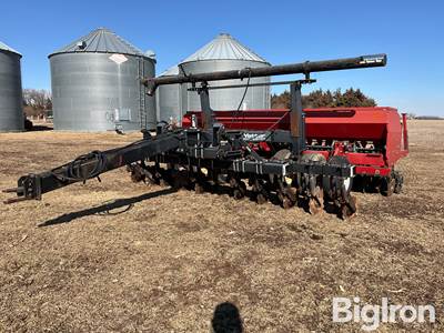 Case IH 5400 15’ Mulch Till Grass/Grain No-Till Drill W/Yetter 3-PT Coulter Caddy