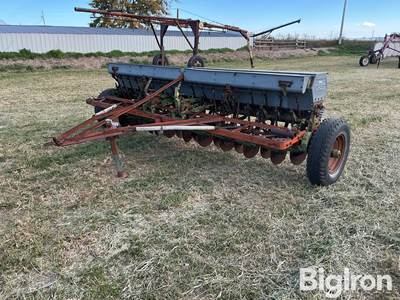 Case Pull-Type 6”x10’ Grain Drill
