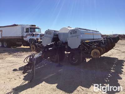 2016 CrustBuster 4000 No-Till Drill