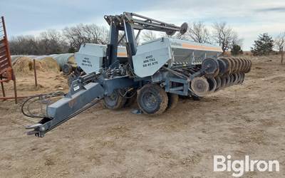 CrustBuster 4000 MT 24' Min-Till Grain Drill