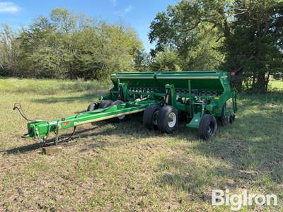 Great Plains 1510HDF 2475 3-Pt 15' drill