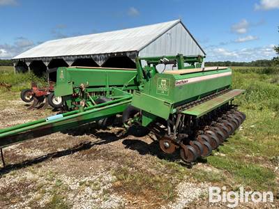 1990 Great Plains 2S24 Grain Drill
