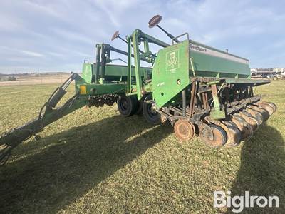 Great Plains 3SF30 Drill