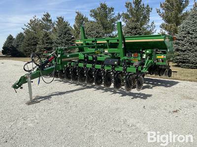 2019 Great Plains CHP 15 No Till Drill w/Harrow