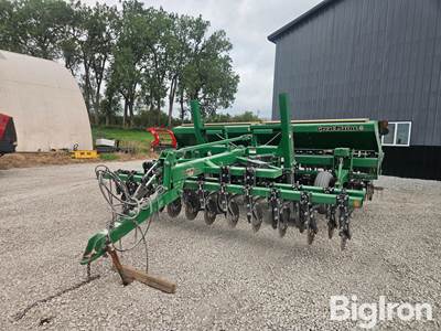 Great Plains Solid stand 1500 No Till Drill
