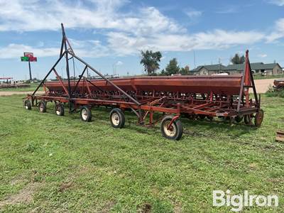International 150 Hoe Drill