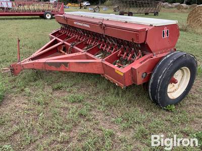 International 510 Drill