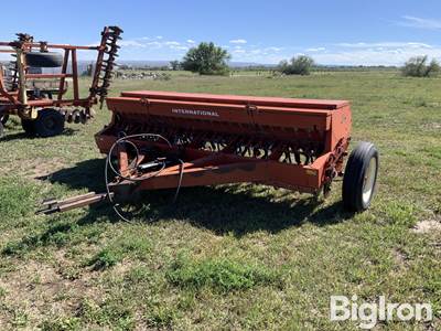 1974 International 5100 Drill
