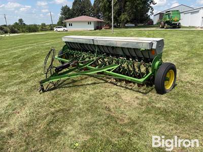 John Deere 207B Grain Drill