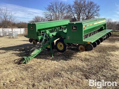 1994 John Deere 455 Drill