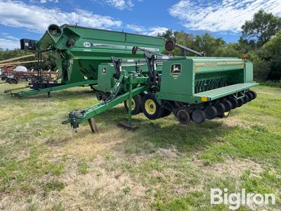 John Deere 455 25' Grain Drill