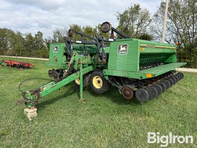 John Deere 455 Grain Drill