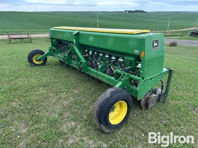John Deere 515 3-Pt Mounted Grain Drill
