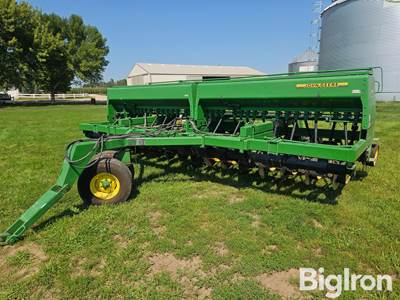 John Deere 750 20' Grain Drill w/Planter Monitor Setup Up For Multiple Crops
