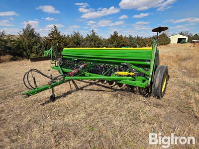 John Deere 8200 Double Disc Drill