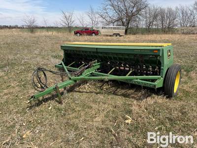 John Deere 8300 12' Drill
