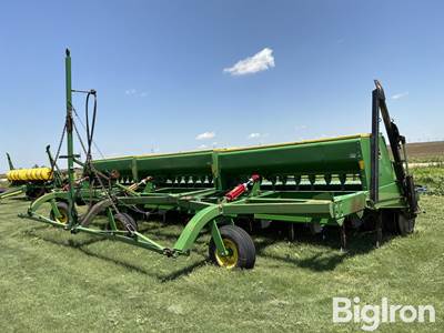 John Deere 9400 Hoe Drills