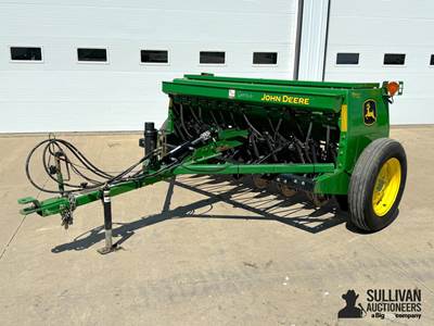 2012 John Deere BD1108 8' Grain Drill with Grass Seed