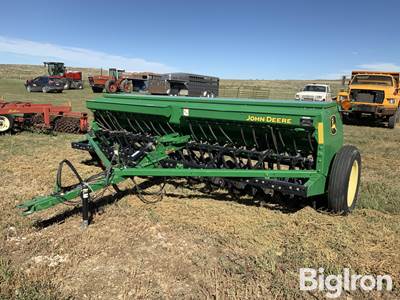 John Deere BD1113 Seed Drill w/Grass Boxes